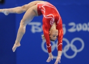 开云体育官网-欧冠淘汰赛之夜，萨内发挥堪称完美