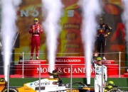 开云体育APP下载-迈凯伦险胜索伯车队，勒克莱尔统治全场的简单介绍