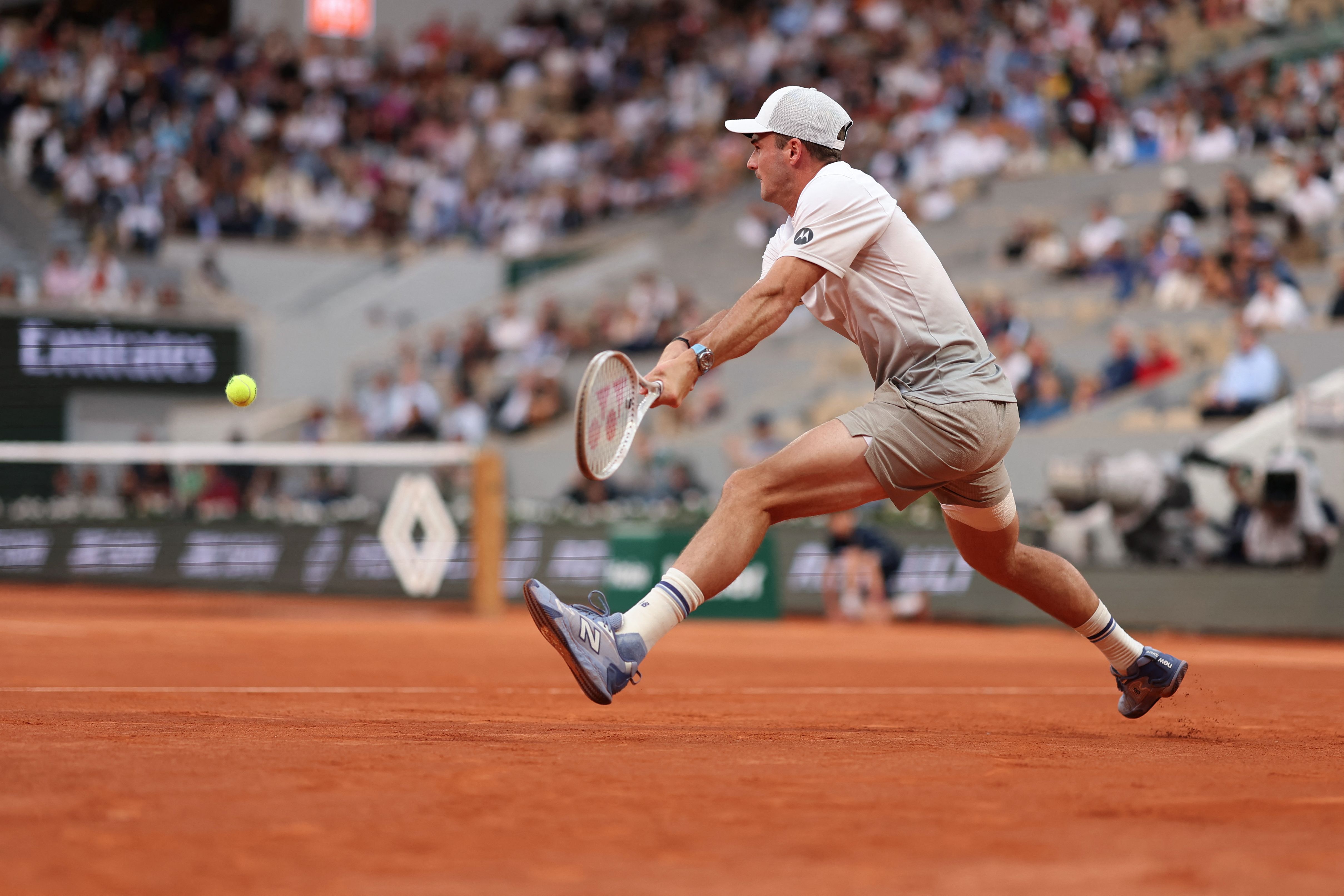 英国网球队绝地反击德国网球队，阿尔卡拉斯关键制胜的简单介绍