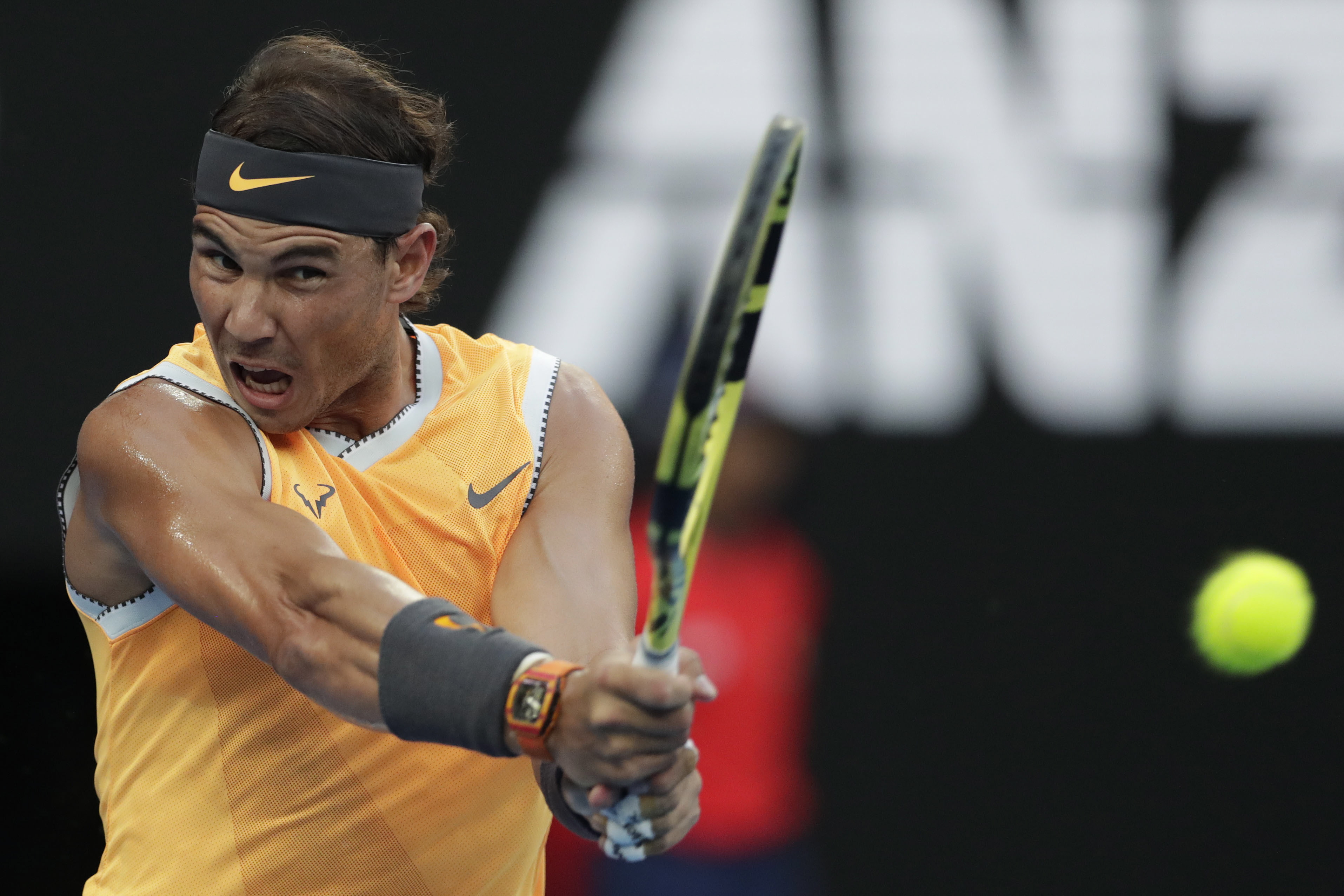 包含澳大利亚网球队血洗美国网球队，纳达尔爆发神勇的词条