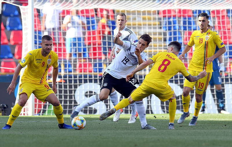 土耳其横扫乌克兰，哈弗茨带队取胜