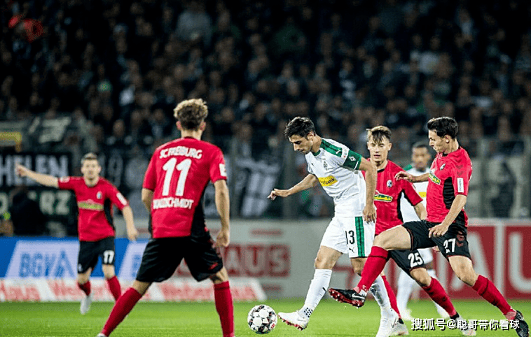 汉堡球员迎来爆发，助球队获胜