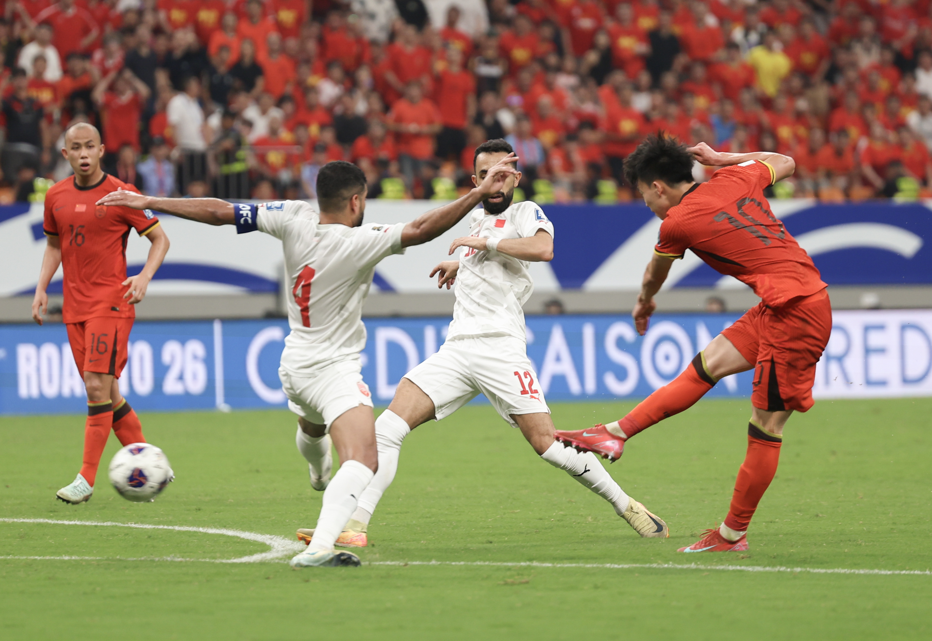 战胜对手,球队成功晋级下一轮比赛 战胜对手,球队成功晋级下一轮比赛