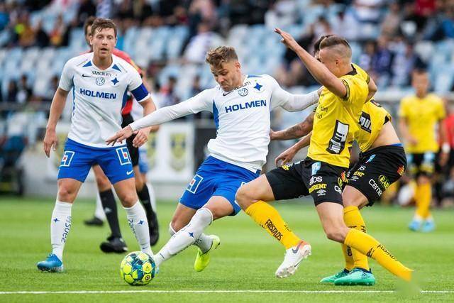 奥萨苏纳客场作战技术出色 奥萨苏纳客场作战技术出色