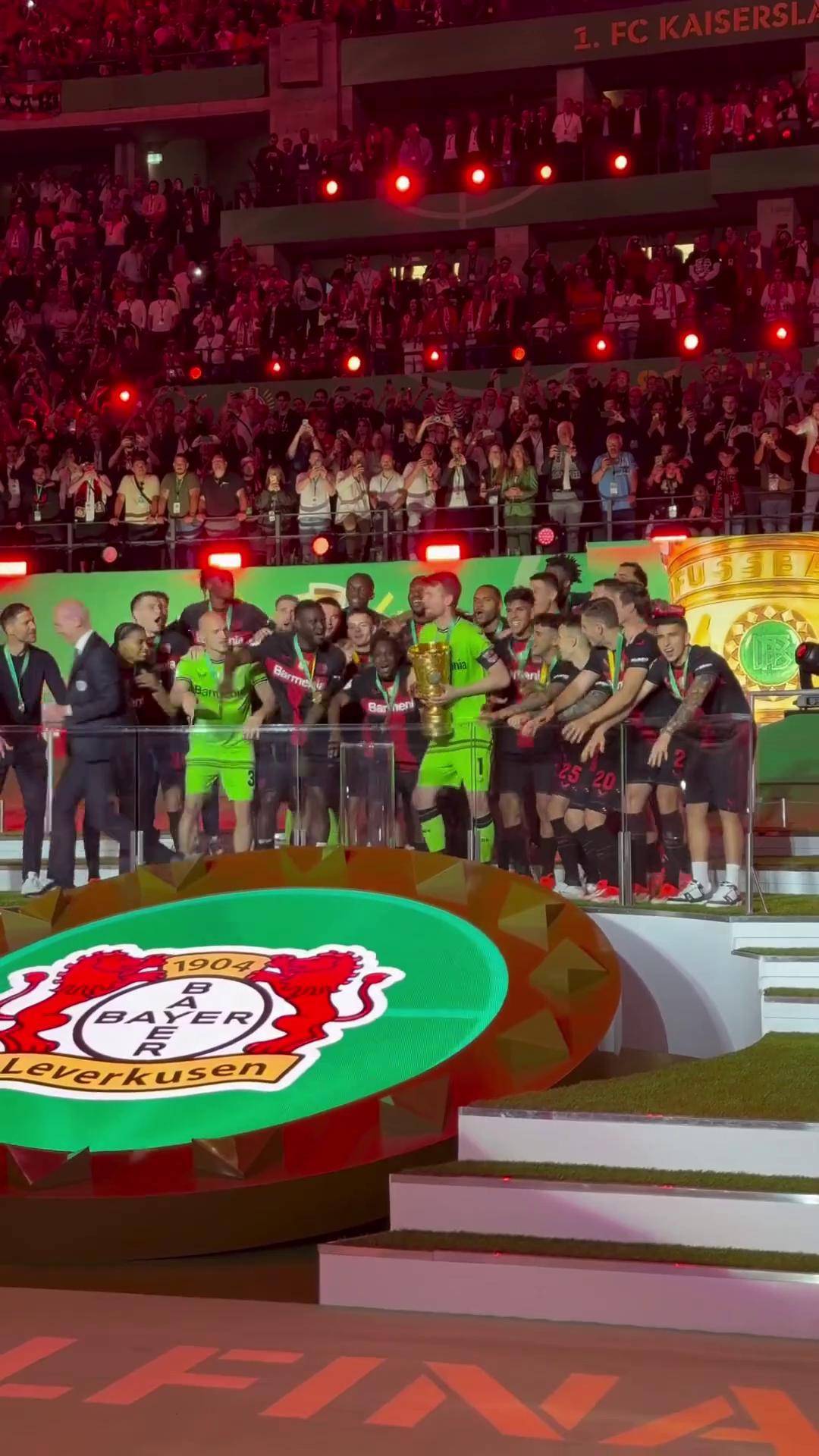 德国球员表现出色，赢得赞誉