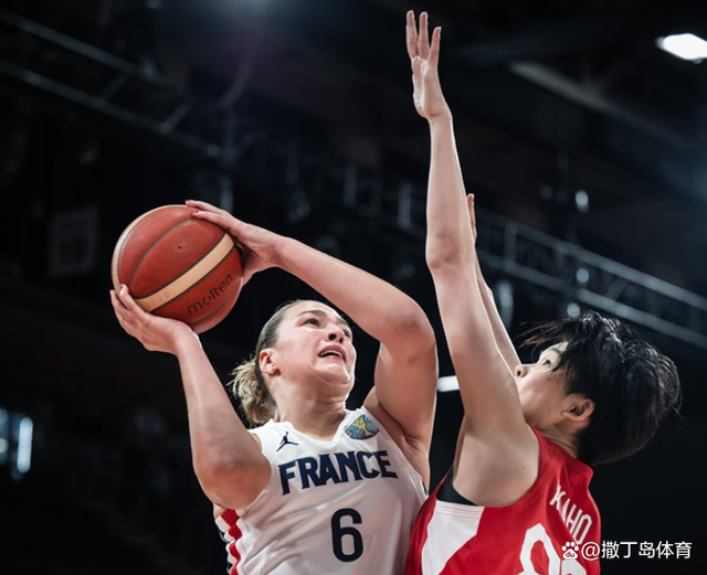 包含委内瑞拉女篮晋级篮球美洲杯半决赛，美国队遗憾出局的词条