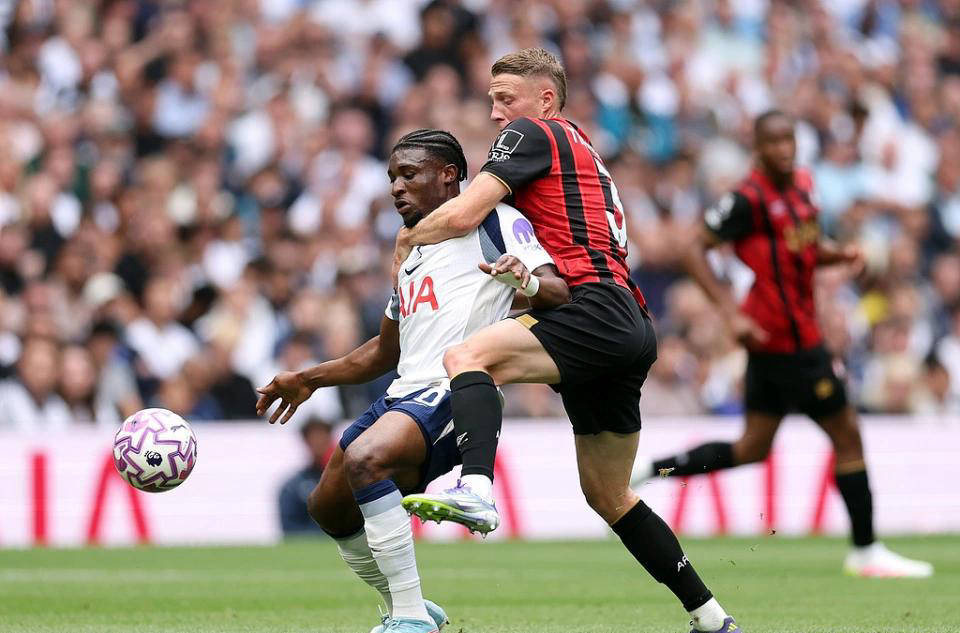 伯恩茅斯意外击败对手,实现希望翻身的简单介绍 伯恩茅斯意外击败对手,实现希望翻身的简单介绍