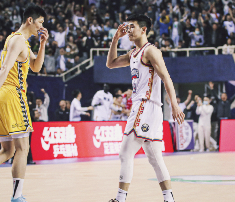 主场作战，恒大击败建业，豪取三分的简单介绍