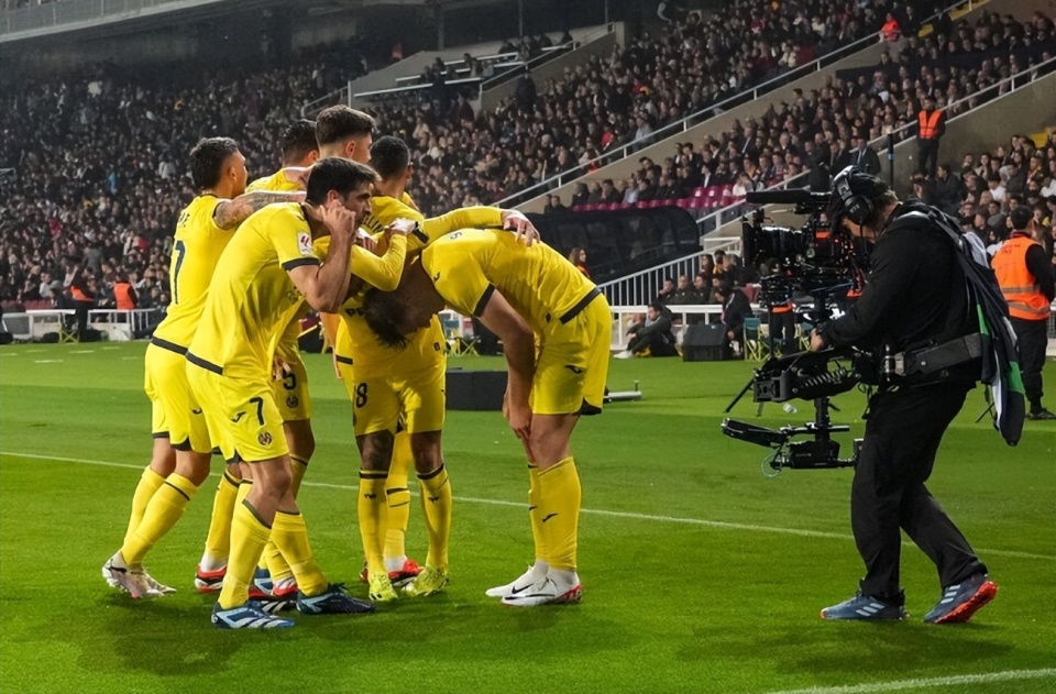 包含赫爆冷丢分，近期状态有所下滑的词条