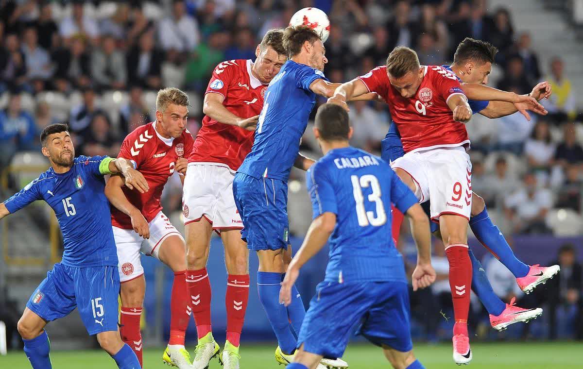 惊心动魄,足球场上燃烧的激情 惊心动魄,足球场上燃烧的激情