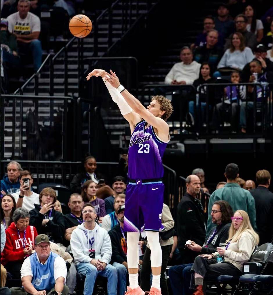 包含爵士力克篮网，对手实力被充分考验！的词条