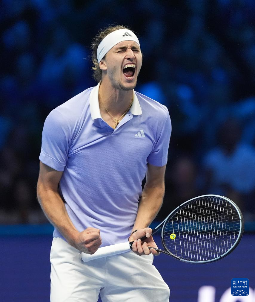 法国网球队爆冷日本网球队,兹维列夫制霸全场的简单介绍 法国网球队爆冷日本网球队,兹维列夫制霸全场的简单介绍