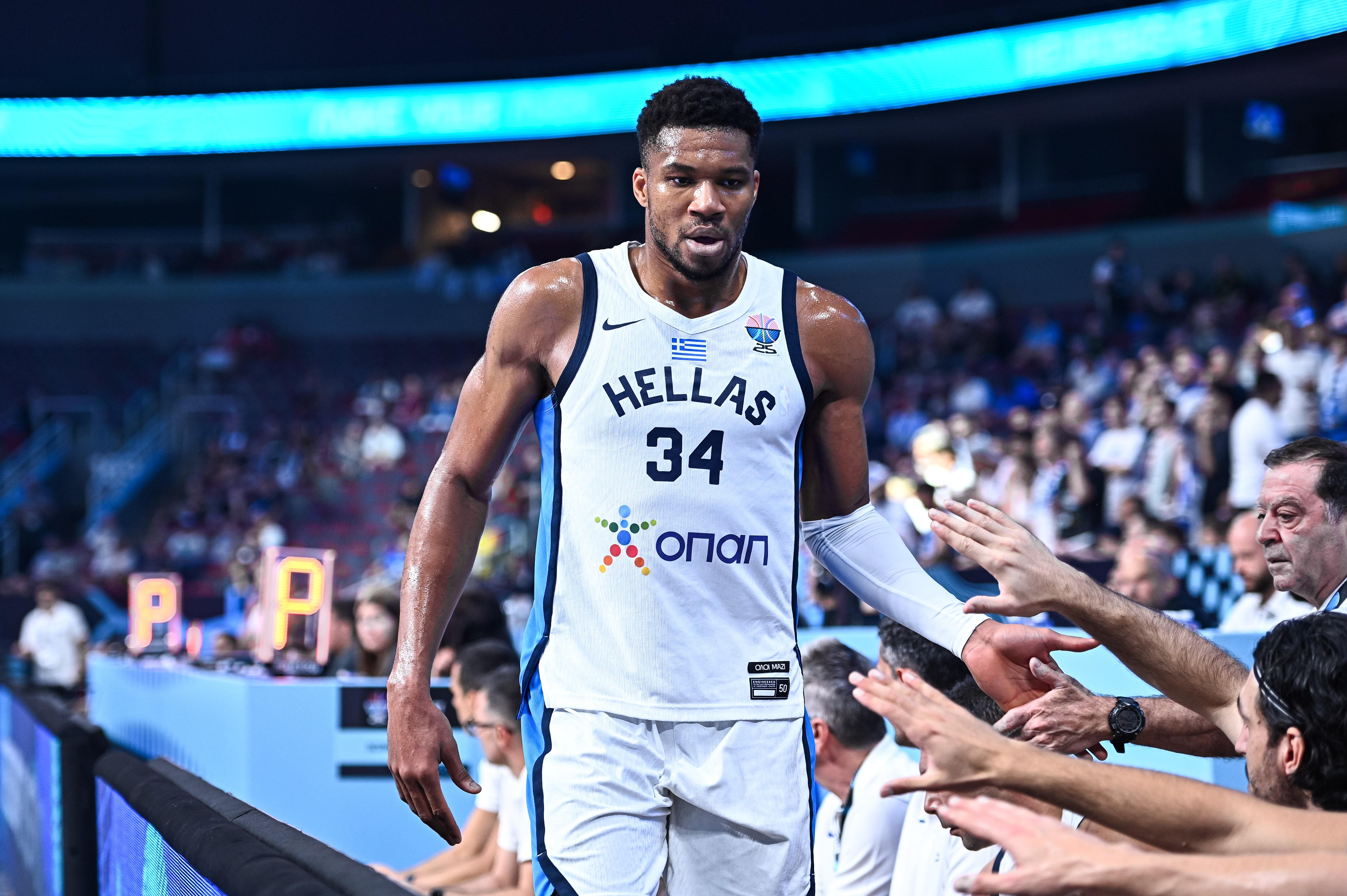 希腊男篮力克步行者，字母哥统治全场的简单介绍