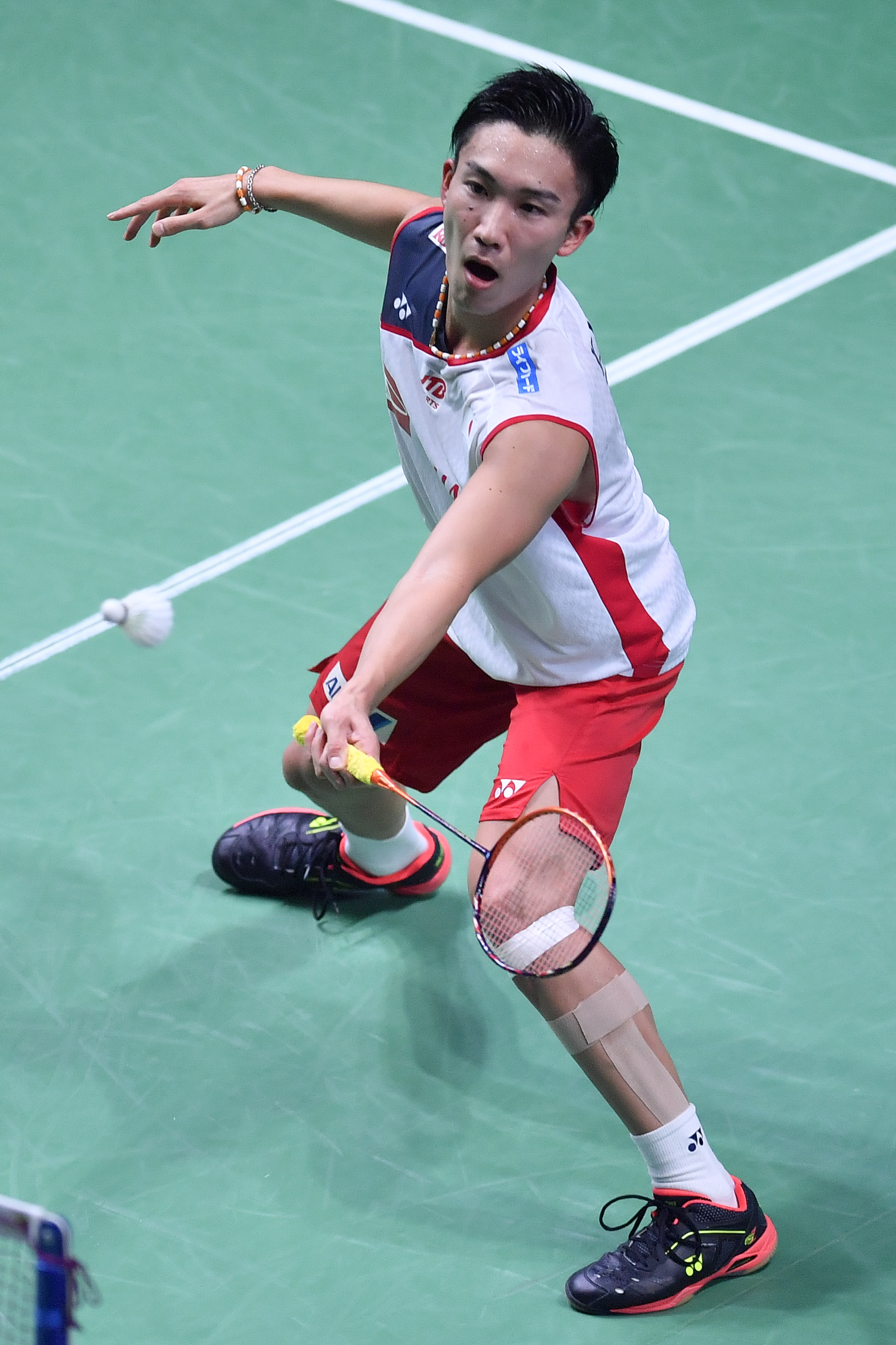 关于法国羽毛球队血洗丹麦羽毛球队，谌龙完成帽子戏法的信息