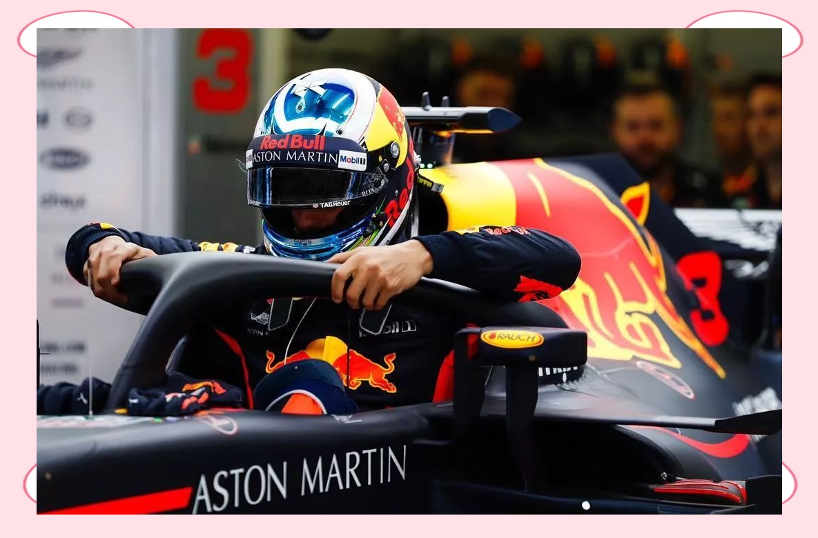 红牛车队力克梅赛德斯,阿隆索状态火热的简单介绍 红牛车队力克梅赛德斯,阿隆索状态火热的简单介绍