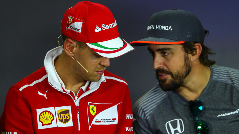 红牛车队力克梅赛德斯,阿隆索状态火热的简单介绍 红牛车队力克梅赛德斯,阿隆索状态火热的简单介绍