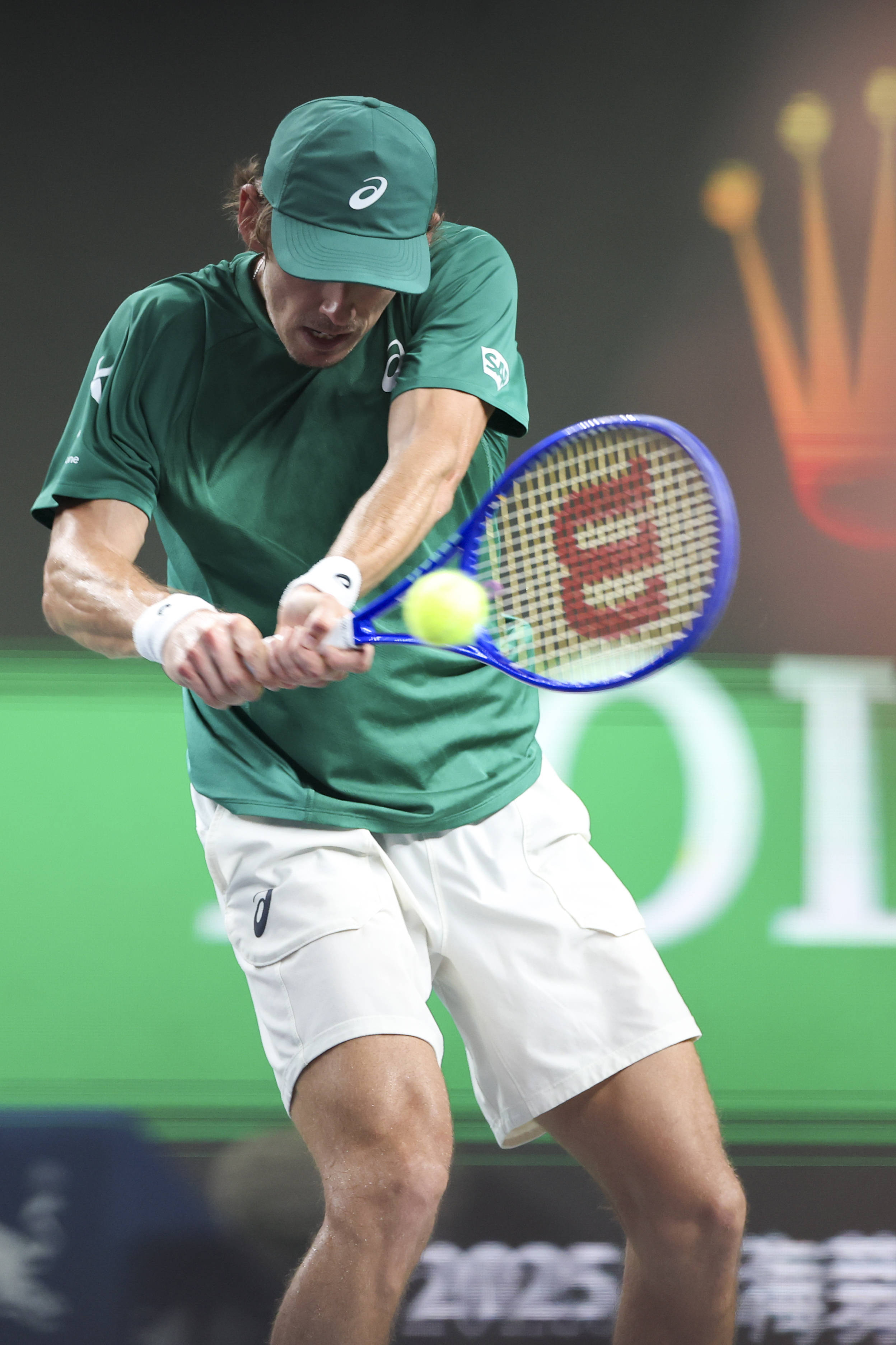 年终总决赛绝杀法网,梅德韦杰夫扛起全队 年终总决赛绝杀法网,梅德韦杰夫扛起全队