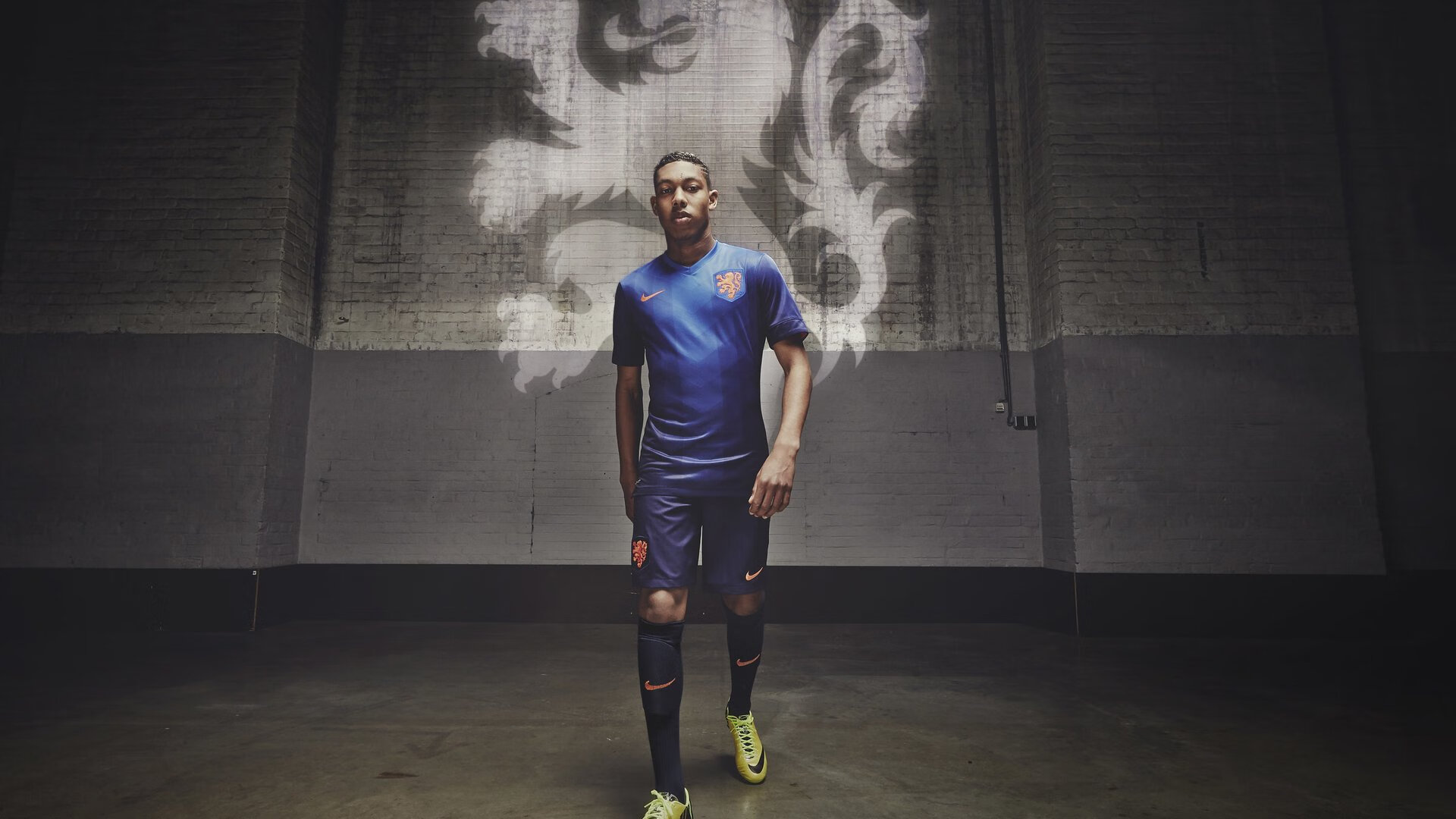 苏格兰险胜曼城，阿拉巴发挥堪称完美