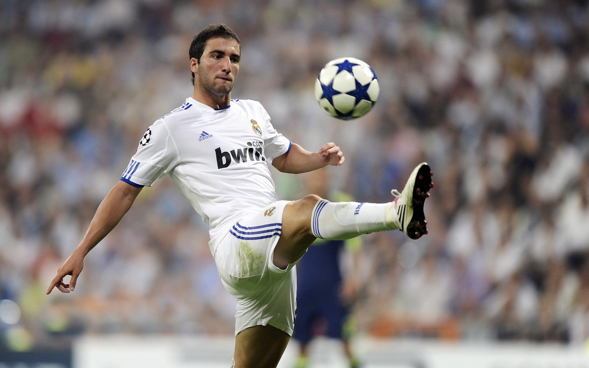 从辽宁到休斯顿，莫兰特如何成为跨越篮球世界的关键先生